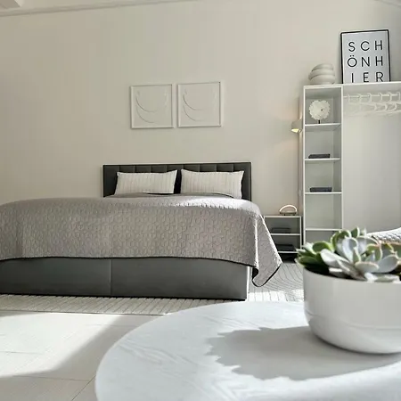 Meos 2 -zentrum-parkplatz-hofblick-gym-netflix Apartamento